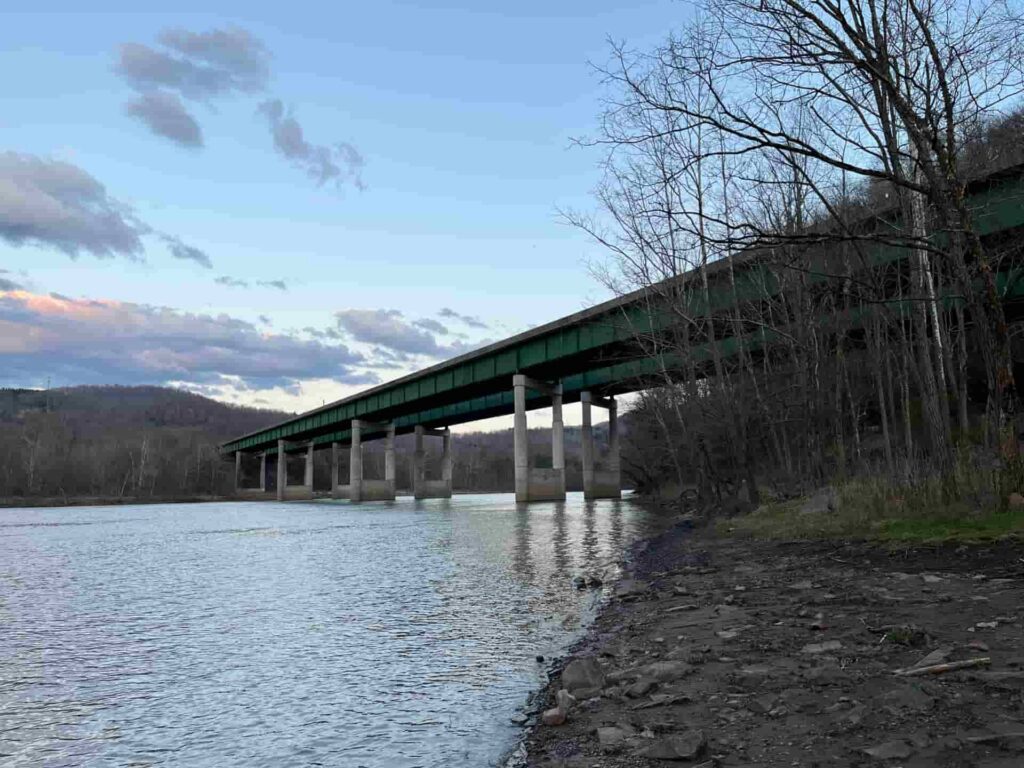 The Mary Draper Ingles Bridge over water, part of the I-64 freeway.